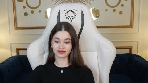 Sheryl online show from 12.04.24