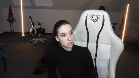 Sheryl online show from 10.05.25