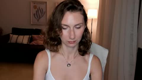 Snapshot of shesleepsnaked chatting on 01.01.25 shesleepsnaked online show from 01.01.25