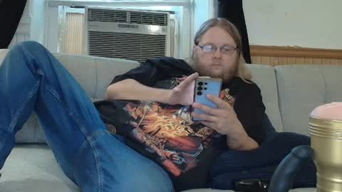 Snapshot of shifty885 chatting on 06.16.26 shifty885 online show from 06.16.26