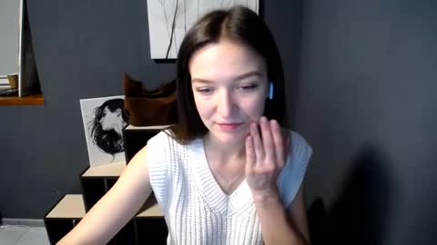 Snapshot of shining_pearl chatting on 06.15.26 Jesica online show from 06.15.26
