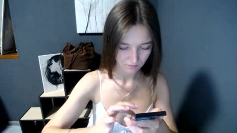 Snapshot of shining_pearl chatting on 06.19.26 Jesica online show from 06.19.26