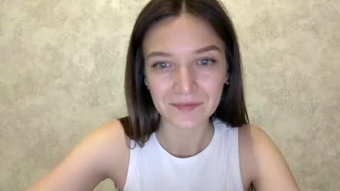 Snapshot of shining_pearl chatting on 06.20.26 Jesica online show from 06.20.26