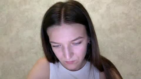 Snapshot of shining_pearl chatting on 06.21.26 Jesica online show from 06.21.26