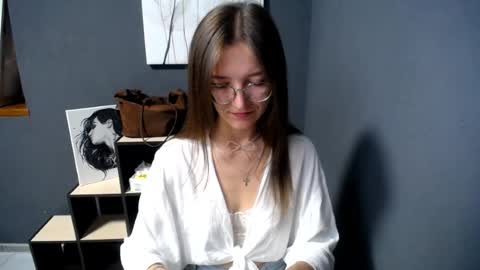 Snapshot of shining_pearl chatting on 07.14.26 Jesica online show from 07.14.26