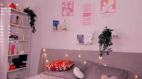 Stella  online show from 11.29.25