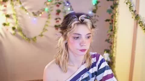 Snapshot of shiny_jail chatting on 10.07.25 JennyMira THANK YOU FOR 77 777 online show from 10.07.25