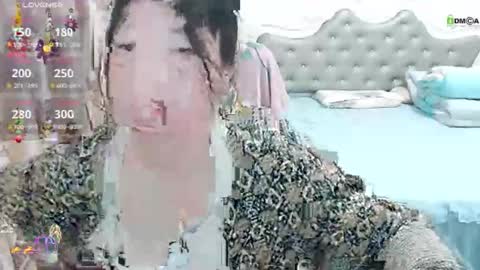 Shirleyni online show from 11.29.25