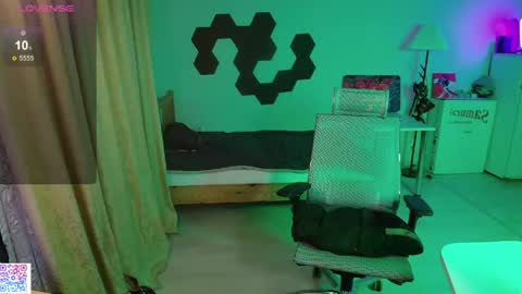 shiromy_ online show from 04.18.26