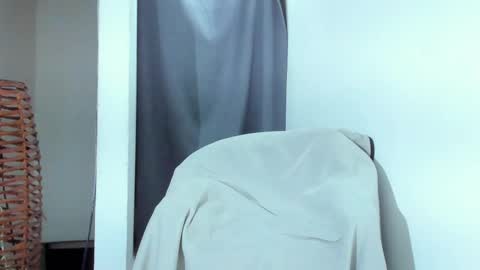 Snapshot of shooter_boy_ chatting on 02.26.26 Shooter online show from 02.26.26