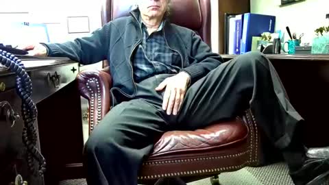 nikolas send dm for an appointment online show from 12.09.24