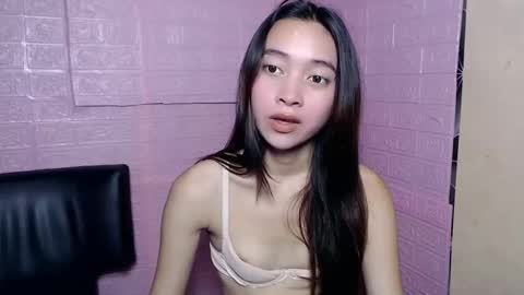 Snapshot of shopa_xiana chatting on 02.13.25 shopa_xiana online show from 02.13.25