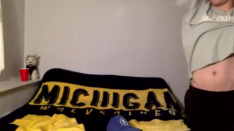 shortiesn40s online show from 04.09.26