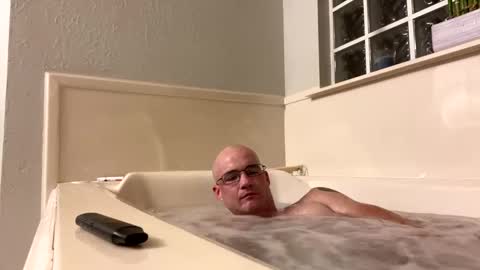 Snapshot of shortshortsman chatting on 09.09.25 shortshortsman online show from 09.09.25