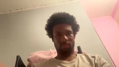 Snapshot of shoseries chatting on 10.20.25 shoseries online show from 10.20.25