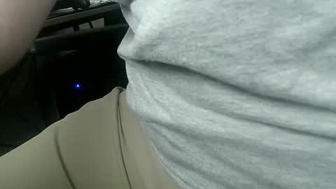 Snapshot of show_off_89 chatting on 10.14.25 show_off_89 online show from 10.14.25