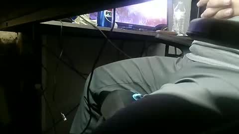 Snapshot of show_off_89 chatting on 10.17.25 show_off_89 online show from 10.17.25