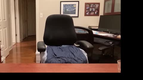 Snapshot of showmet chatting on 01.19.26 Chicago Guy online show from 01.19.26