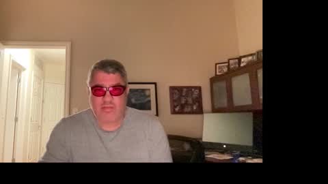 Snapshot of showmet chatting on 03.27.26 Chicago Guy online show from 03.27.26