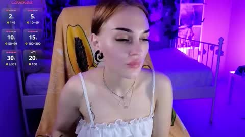 Emly online show from 10.26.25