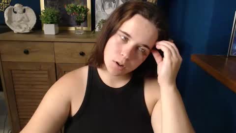 shy_lil online show from 09.11.25