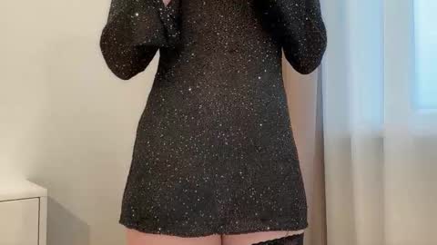 shy_schoolgirl_ online show from 12.20.25