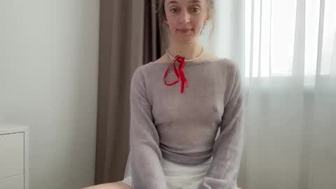 shy_schoolgirl_ online show from 03.03.26