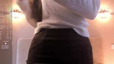 Snapshot of shy_starlight chatting on 09.20.25 Melanie online show from 09.20.25