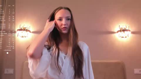 Snapshot of shy_starlight chatting on 10.12.25 Melanie online show from 10.12.25