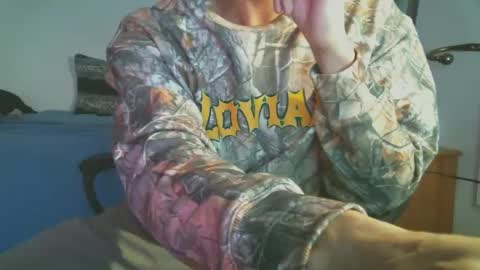 Snapshot of shyboyhugecum2020 chatting on 10.20.25 shyboyhugecum2020 online show from 10.20.25