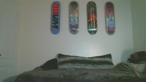 Snapshot of shyboyhugecum2020 chatting on 10.26.25 shyboyhugecum2020 online show from 10.26.25