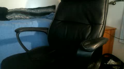 Snapshot of shyboyhugecum2020 chatting on 05.28.26 shyboyhugecum2020 online show from 05.28.26