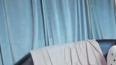 Anny online show from 12.14.25