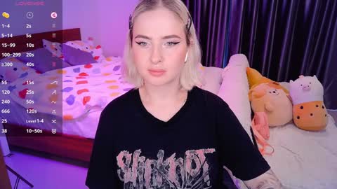 Effie online show from 12.11.24