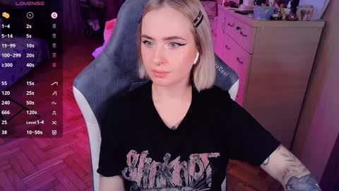 Effie online show from 01.23.25