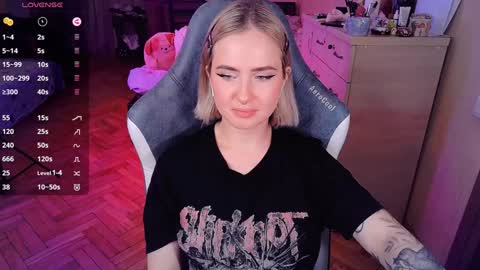 Effie online show from 01.26.25