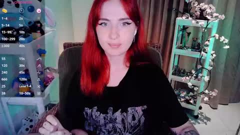 Snapshot of shyfoxxxy chatting on 05.29.26 Effie online show from 05.29.26