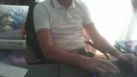 Snapshot of shyfrenchcock chatting on 09.16.25 shyfrenchcock online show from 09.16.25