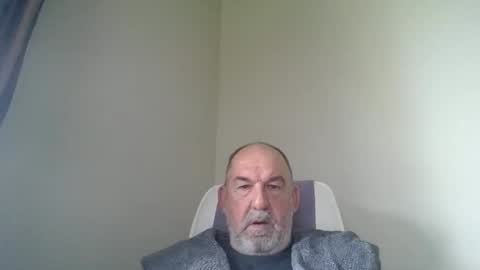 Snapshot of shyguytm chatting on 01.24.25 shyguytm online show from 01.24.25