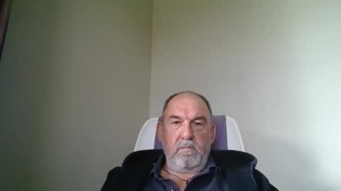 Snapshot of shyguytm chatting on 02.07.25 shyguytm online show from 02.07.25