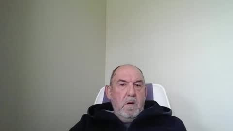 Snapshot of shyguytm chatting on 09.13.25 shyguytm online show from 09.13.25