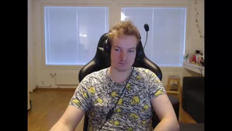 Snapshot of shyguyz96 chatting on 02.07.25 shyguyz96 online show from 02.07.25