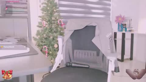 shyn_22 online show from 12.17.25