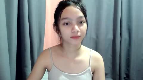 Snapshot of shypinay_kaira chatting on 09.20.25 kaira online show from 09.20.25