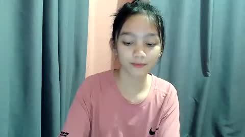 Snapshot of shypinay_kaira chatting on 09.21.25 kaira online show from 09.21.25