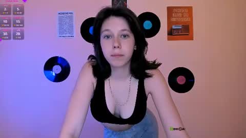 Snapshot of sia_moon1 chatting on 06.13.26 sia_moon1 online show from 06.13.26