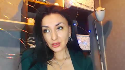 Siaconna online show from 12.22.24