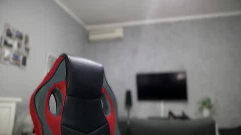 Snapshot of sidvicious23cm chatting on 10.22.25 sidvicious23cm online show from 10.22.25