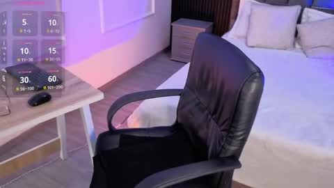 Siena Rosewood online show from 03.17.26