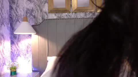 Camila Vargas online show from 10.08.25